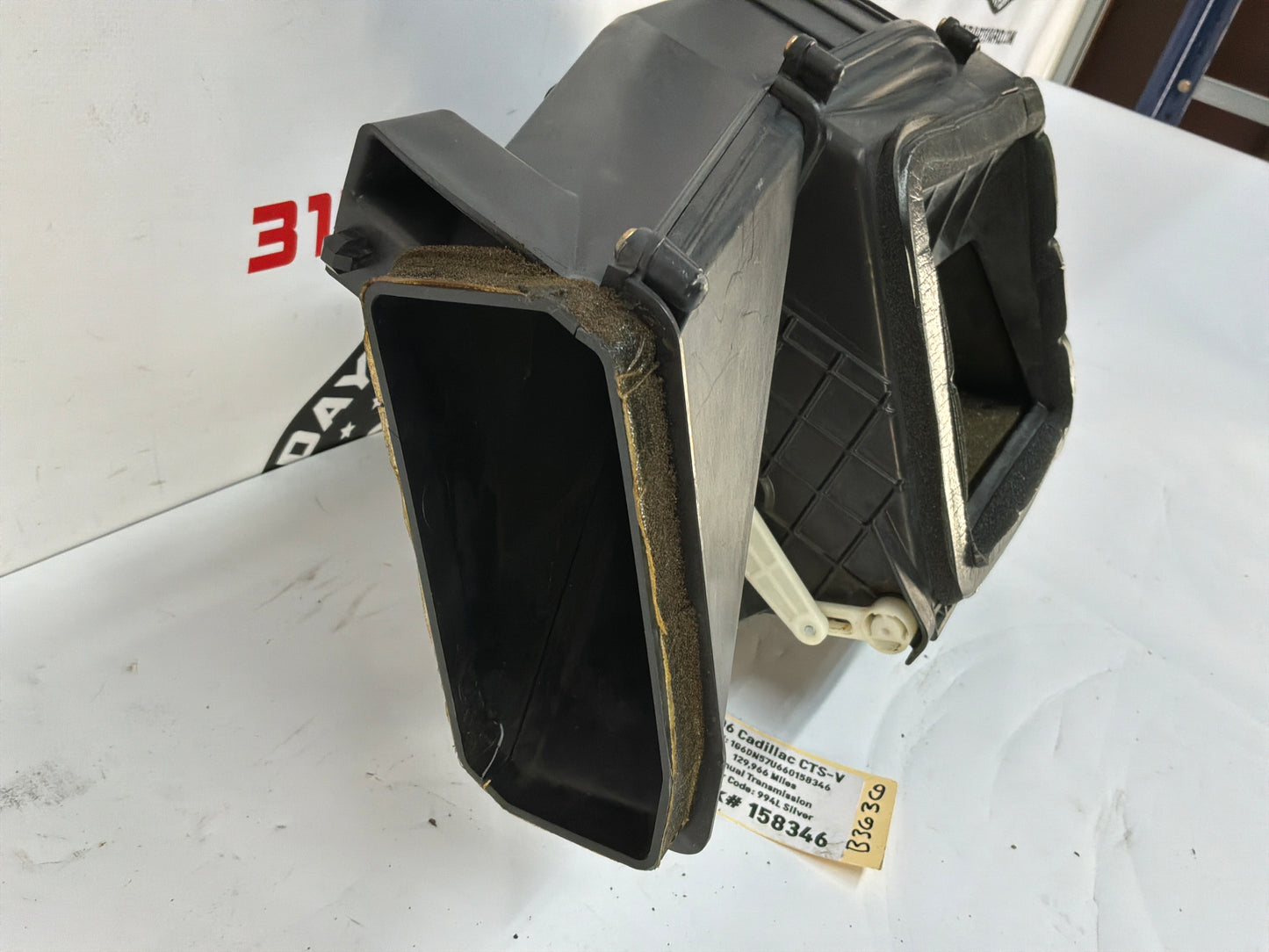 2006 Cadillac CTS-V HVAC Heater AC Housing Box Blower Motor Assembly OEM