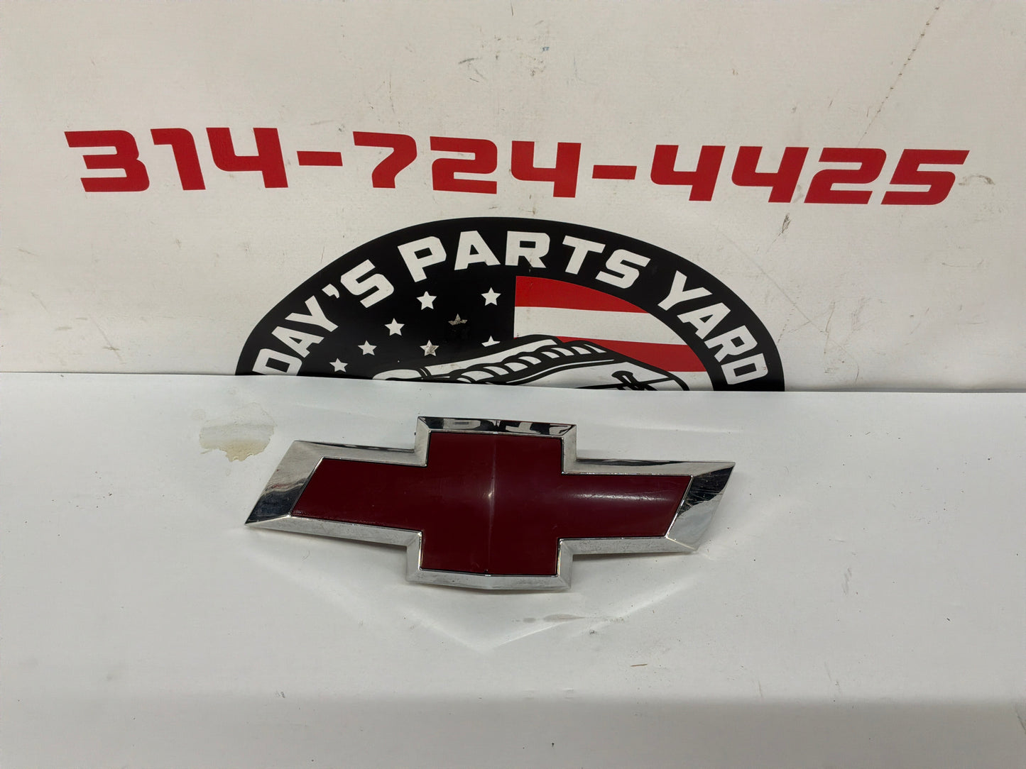 2013 Chevy Camaro ZL1 Front Bumper Bow Tie Emblem OEM