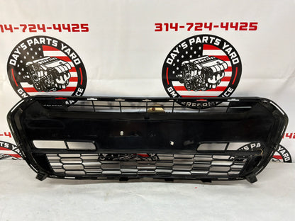 2017 Chevy SS Sedan Front Bumper Lower Grille OEM