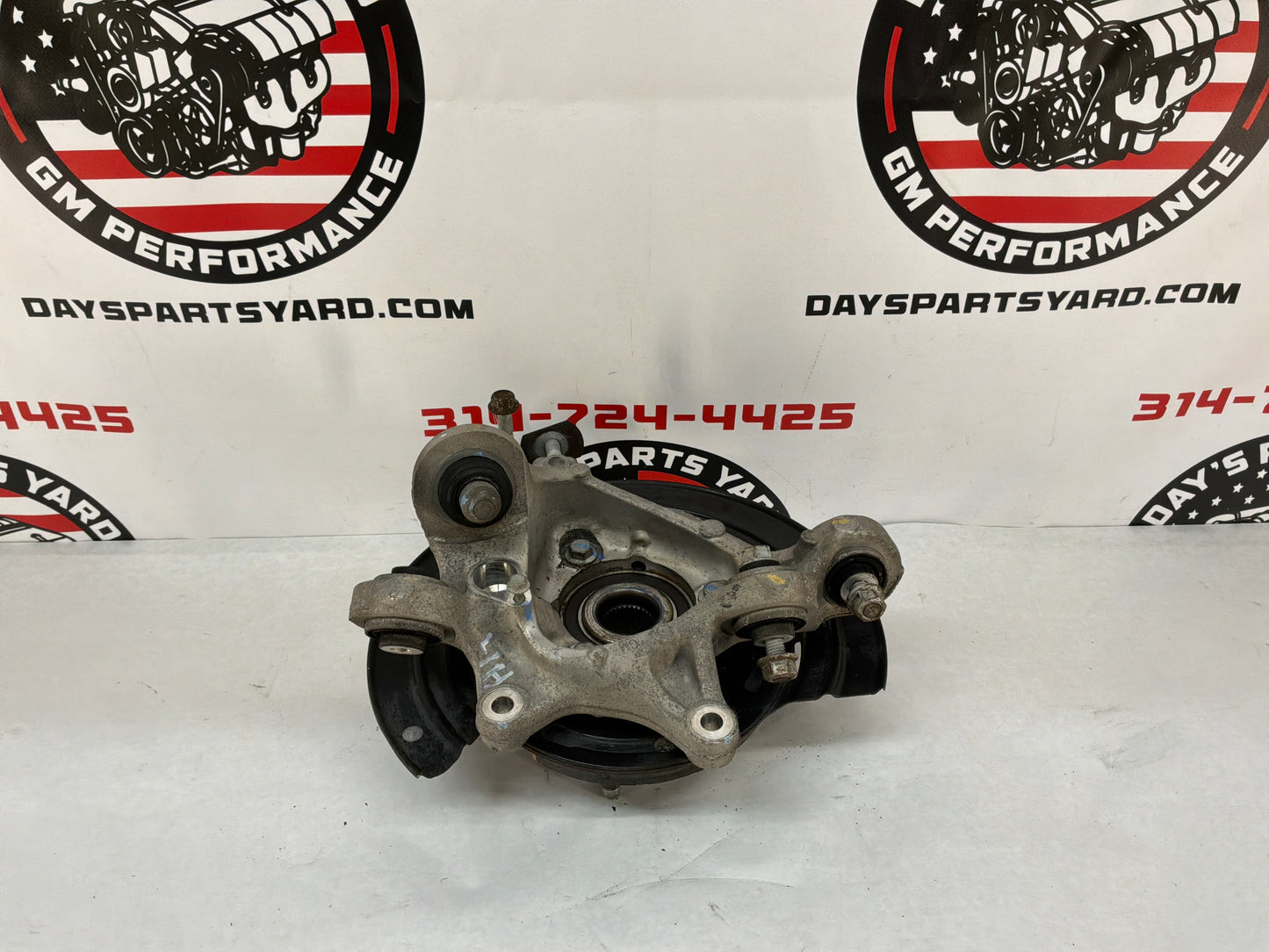 Lh rear spindle