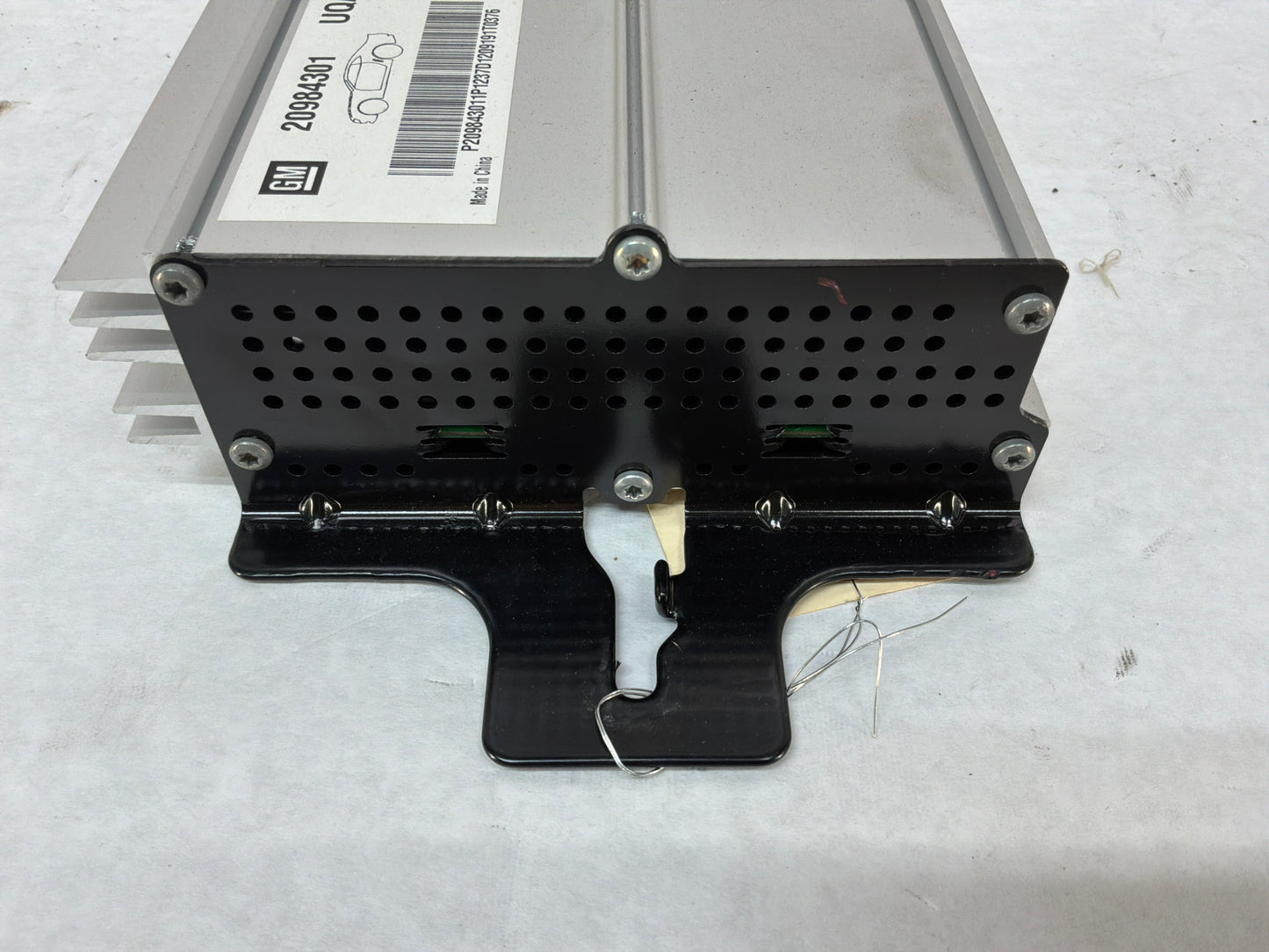 2013 Chevy Camaro 1LE Radio Stereo Speaker Amplifier OEM