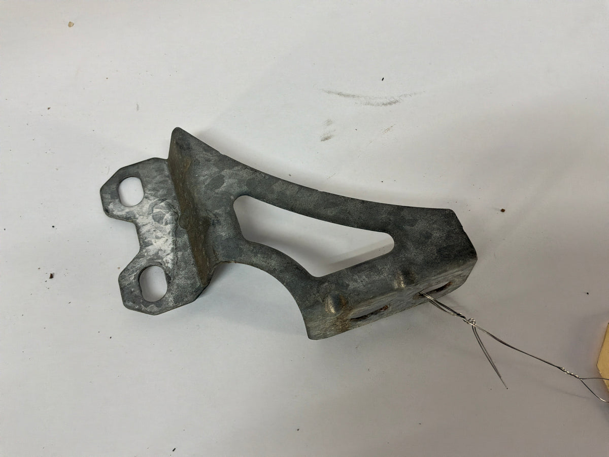 2005 Pontiac GTO Master Cylinder Bracket OEM