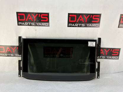 Front sunroof glass - Day's Parts Yard