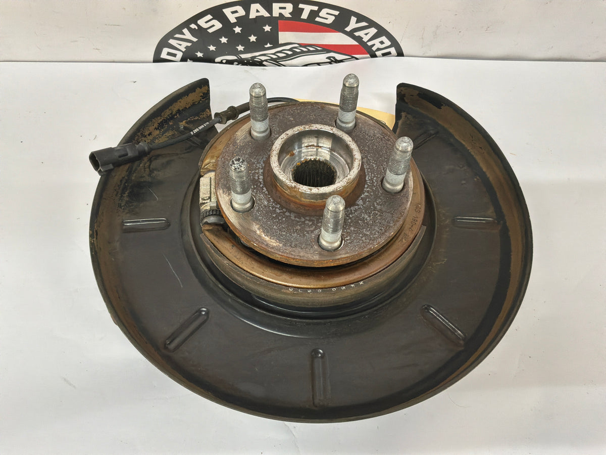 2014 Chevy SS Sedan RH Passenger Rear Suspension Spindle Hub Knuckle Wheel Bearing OEM