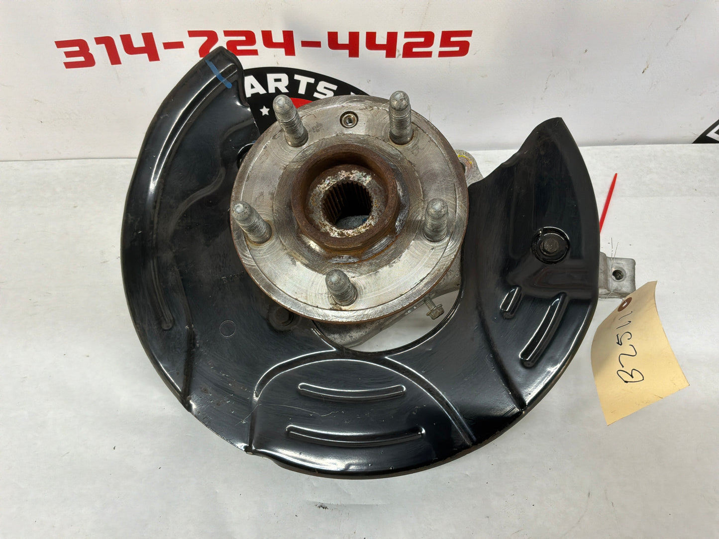 2014 Chevy Camaro SS RH Passenger Front Suspension Spindle Knuckle Hub Assembly OEM