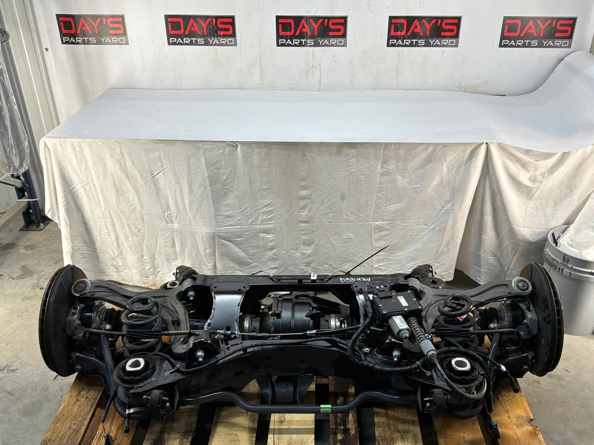 Rear cradle - Day's Parts Yard