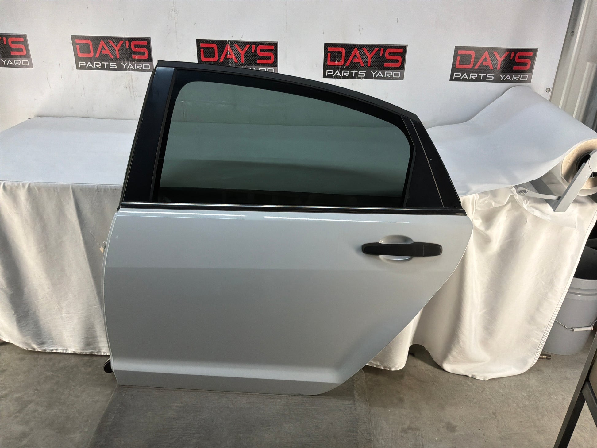 Rear lh door - Day's Parts Yard