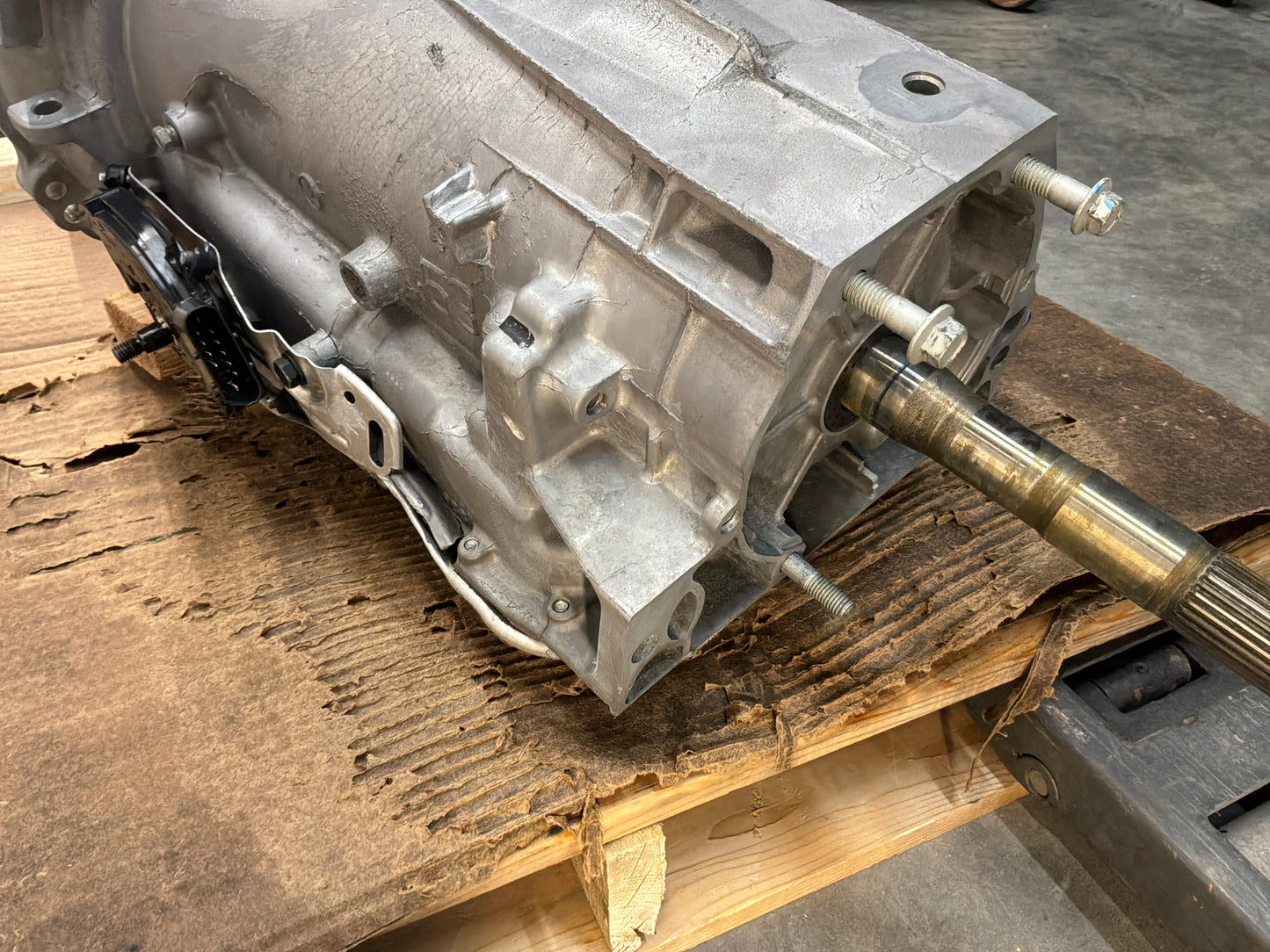 2004 Chevy C5 Corvette 4L60E Automatic Transmission DAMAGED OEM
