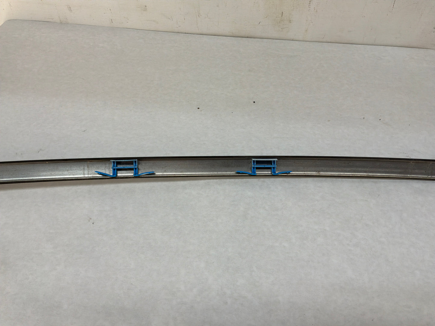 2006 Pontiac GTO RH Passenger Roof Panel Joint Finish Trim Molding OEM