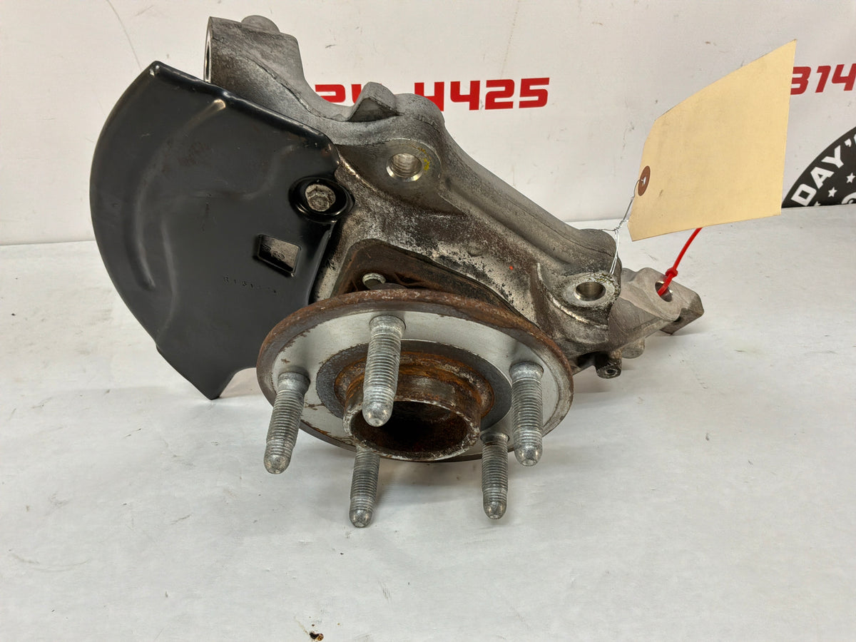 2015 Chevy Camaro SS 1LE RH Passenger  Front Suspension Spindle Knuckle Hub Assembly OEM