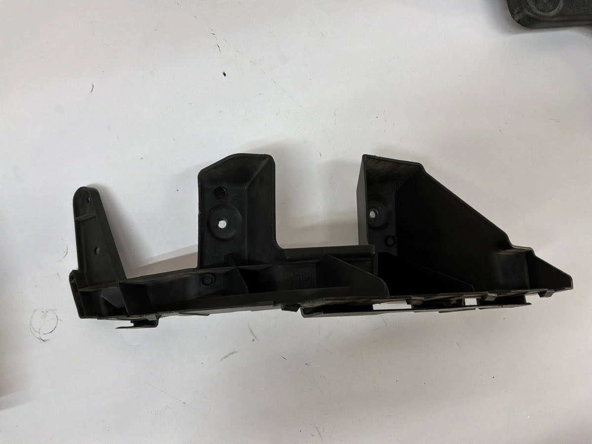 2009 Pontiac G8 GT Complete Rear Bumper Brackets Mounts Supports Guides Set OEM - Day's Parts Yard