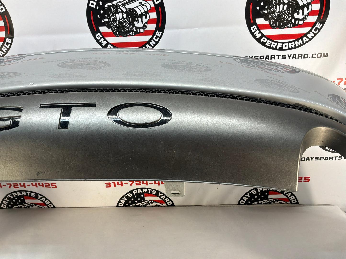 2005 Pontiac GTO Rear Bumper Cover w/ Lower Insert Valance Diffuser Panel Silver OEM