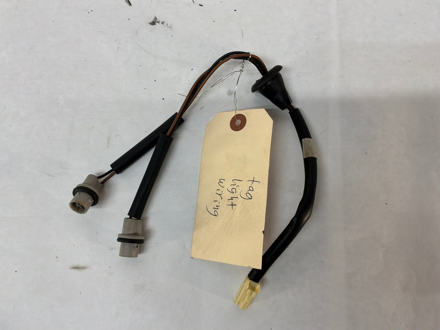 2005 Pontiac GTO License Plate Tag Light Wire Wiring Harness OEM