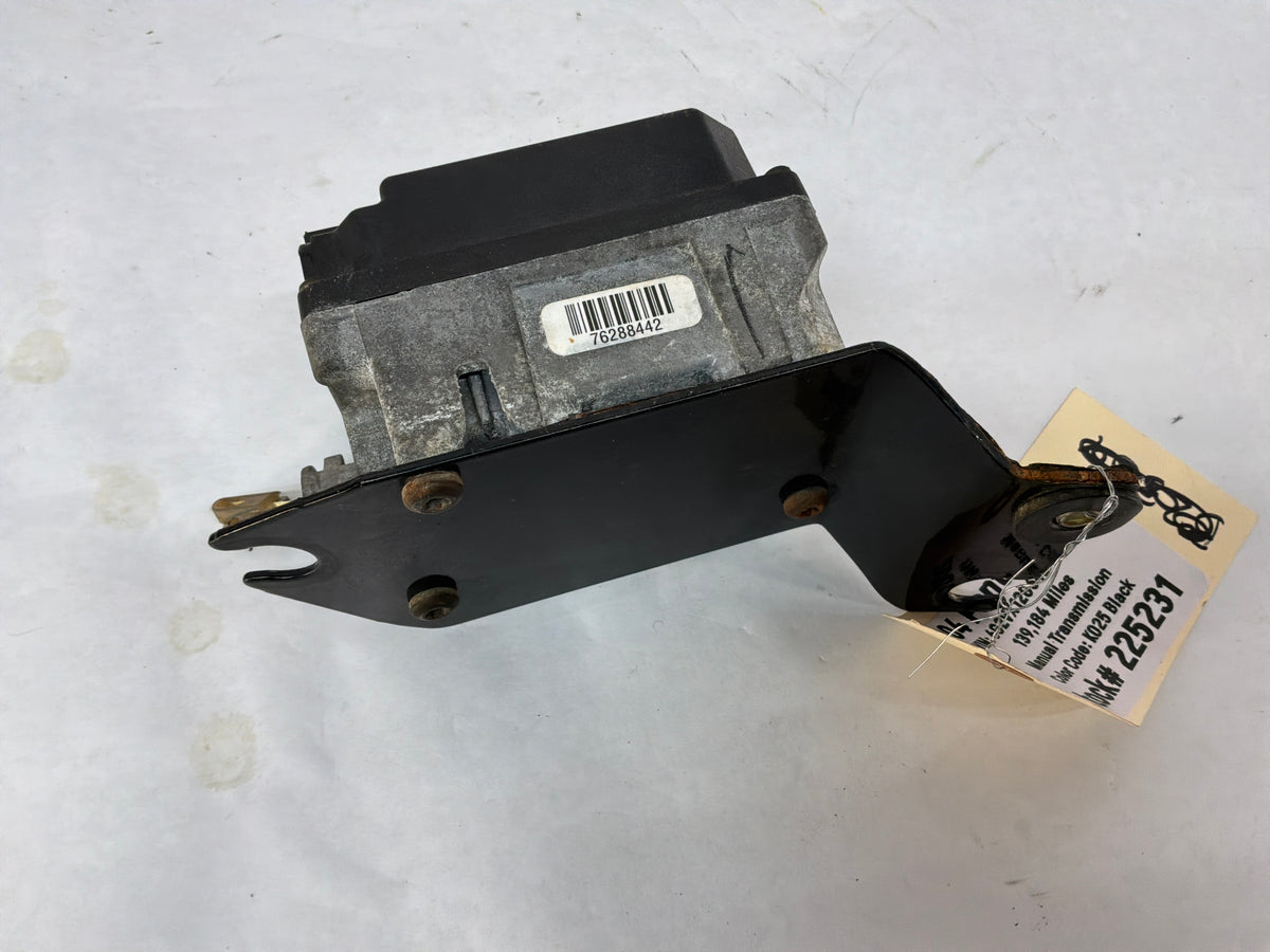 2004 Pontiac GTO Cruise Control Module w/ Servo Assembly OEM
