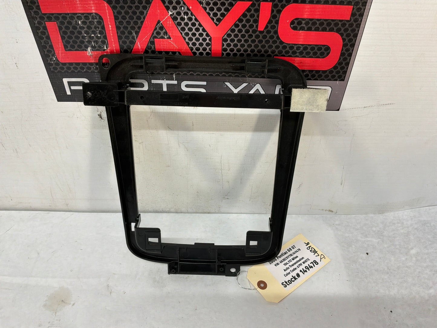 2008 Pontiac G8 GT Over Head Console Dome Light Frame Bracket Bezel OEM