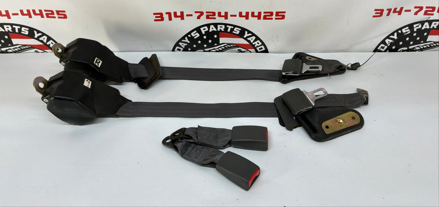 1999 Chevy Camaro Z28 Rear RH & LH Seatbelt Seat Belt Retractor  OEM