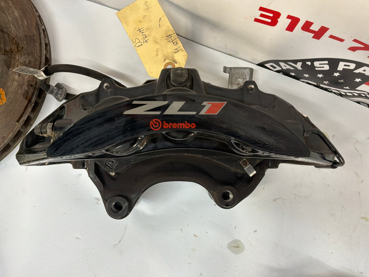 2013 Chevy Camaro 1LE Brembo Brake Calipers & Rotors Front and Rear OEM