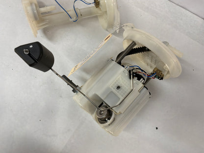 2014 Chevy Camaro SS Gas Fuel Pump Level Sending Unit Assembly OEM