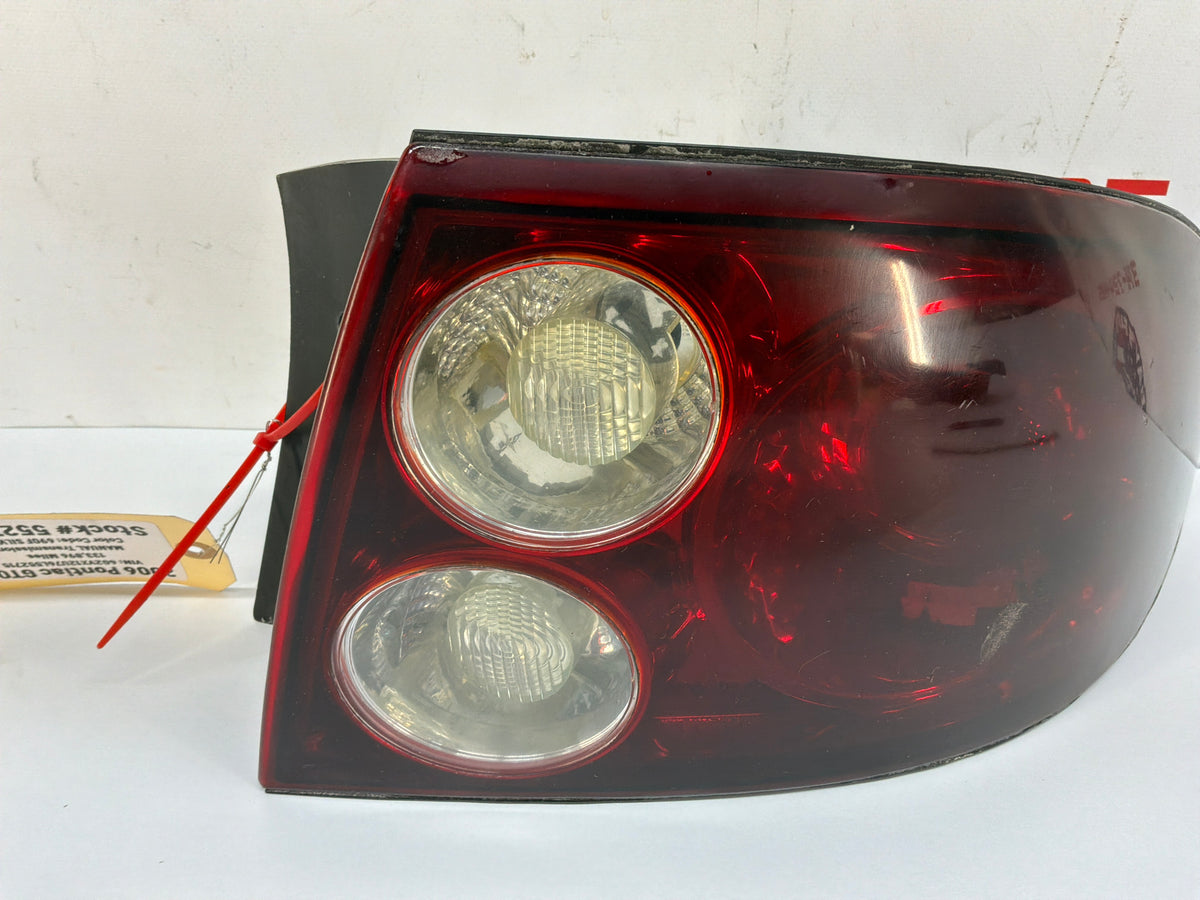 2006 Pontiac GTO RH Passenger Tail Light Taillight Lamp OEM