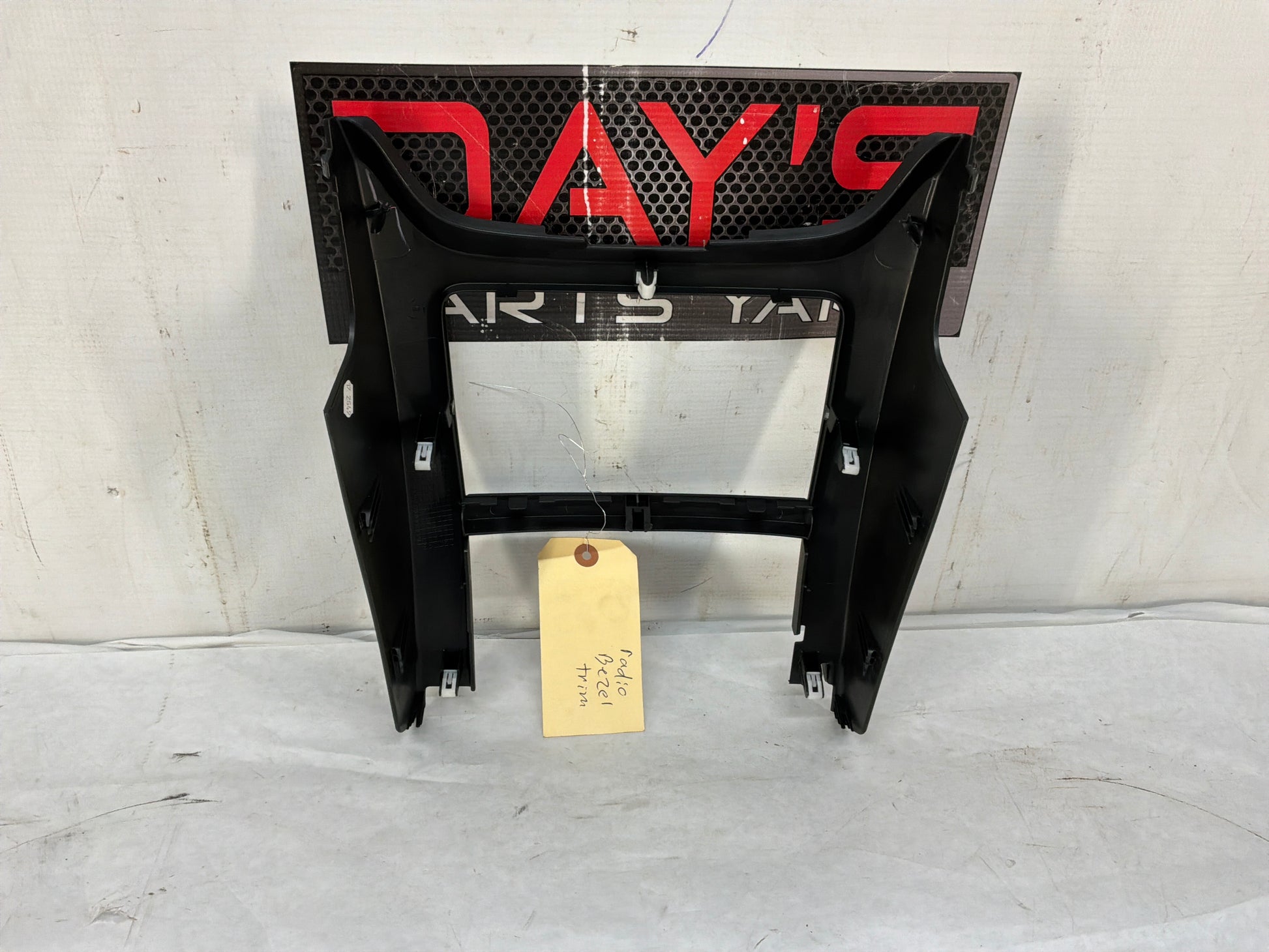 2013 Chevy Caprice PPV Center Dash Radio Stereo Bezel Trim OEM - Day's Parts Yard
