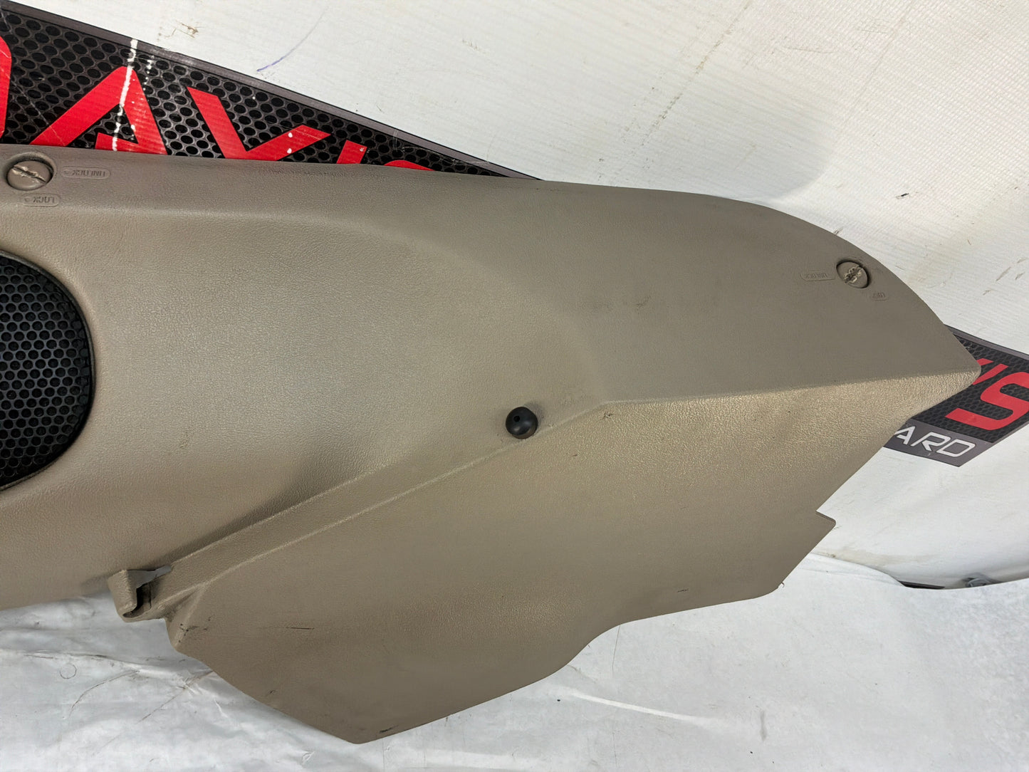 Rh rear speaker panel - Day's Parts Yard