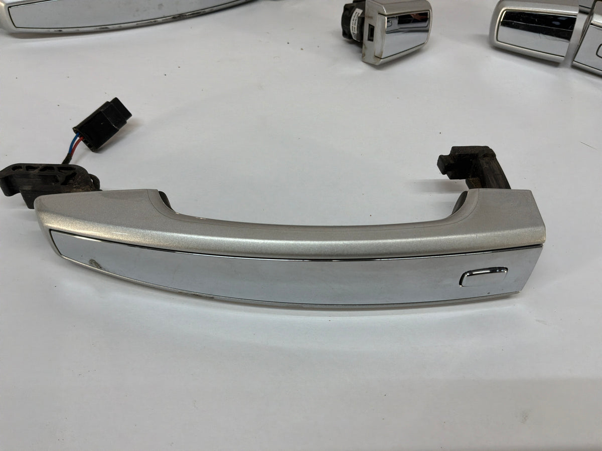2014 Chevy SS Sedan Exterior Door Handles Set Silver OEM