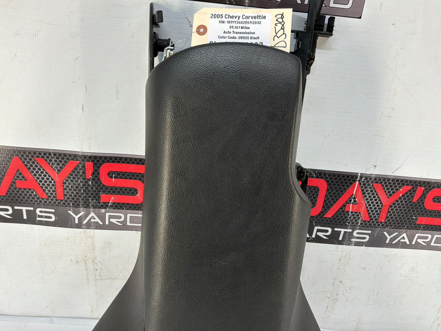 Center console - Day's Parts Yard