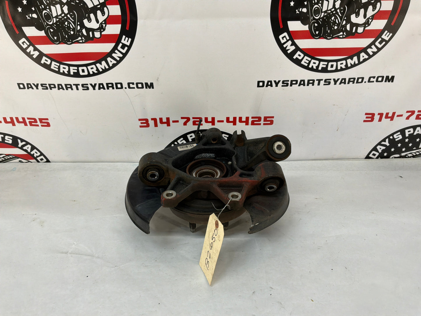 2014 Chevy SS Sedan LH Driver Rear Suspension Spindle Knuckle Hub Assembly OEM