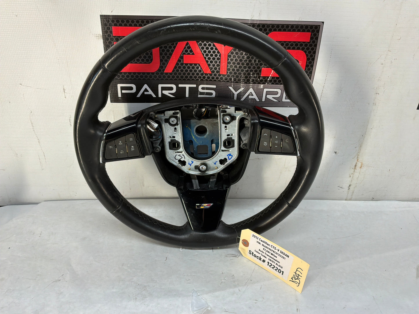 Steering wheel - Day's Parts Yard