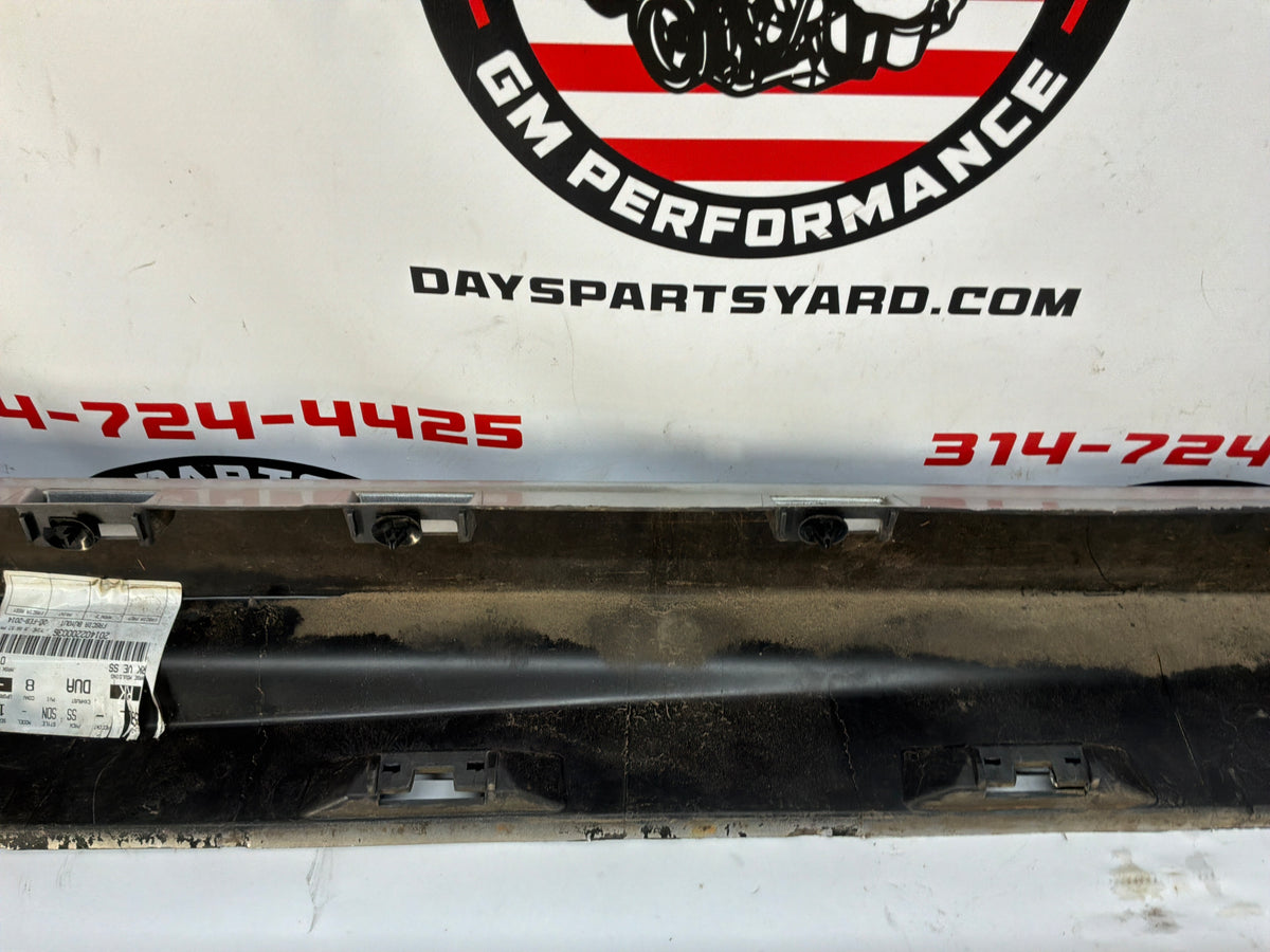 2014 Chevy SS Sedan LH Driver Rocker Molding Side Skirt Panel Silver  OEM
