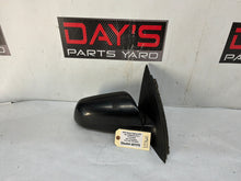 Rh mirror - Day's Parts Yard