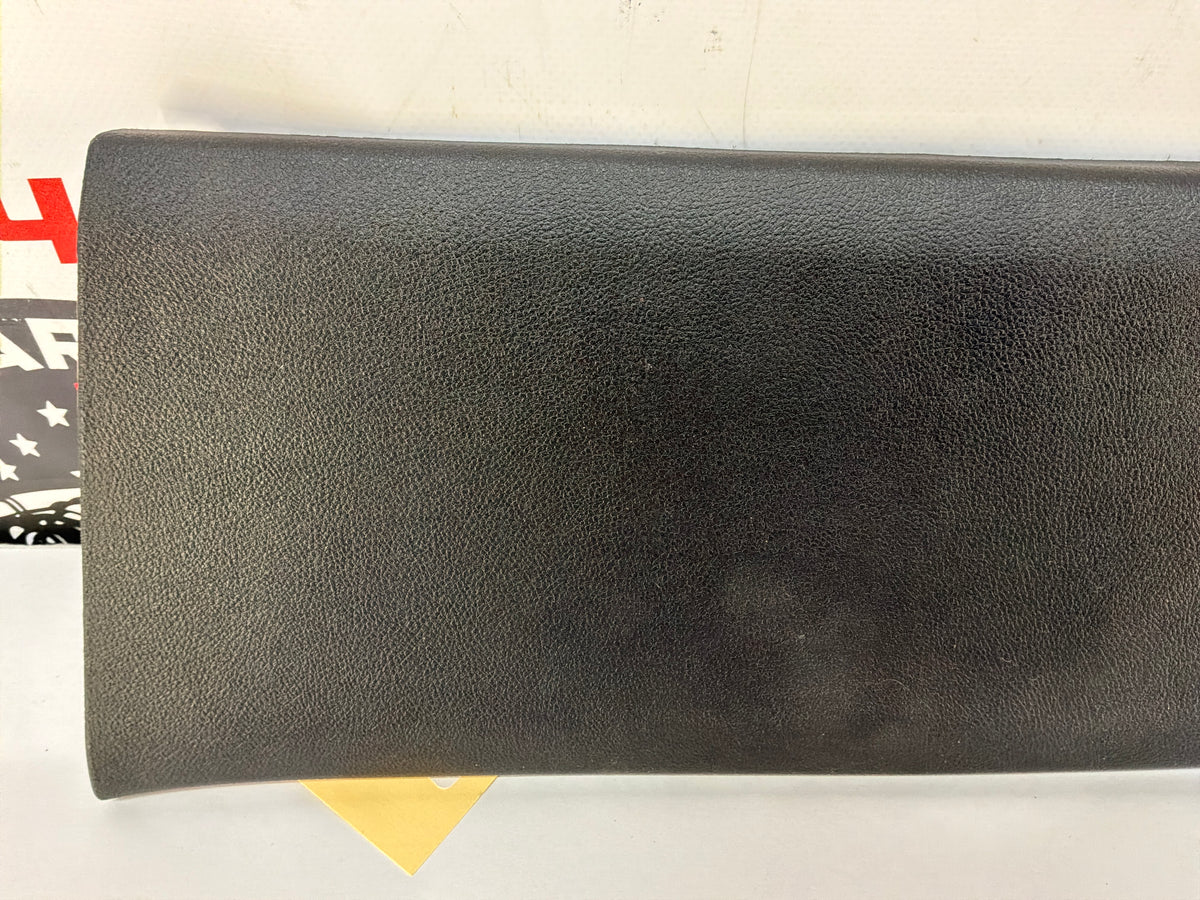 2016 Chevy SS Sedan RH & LH Lower Interior B Pillar Center Trim Molding Cover OEM