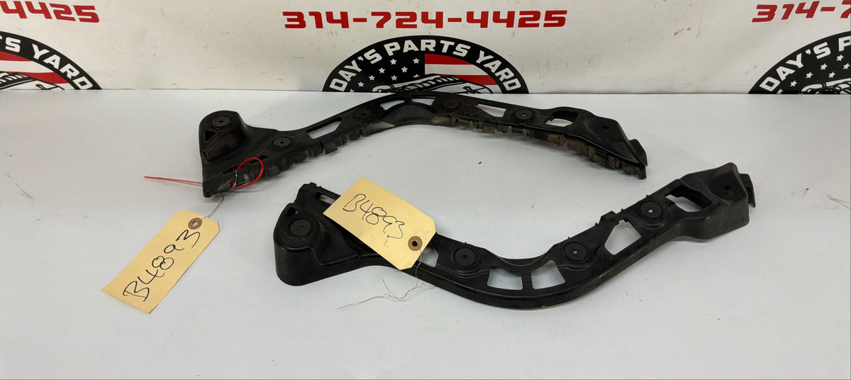 2014 Chevy SS Sedan RH & LH Rear Bumper Brackets Guides Supports OEM