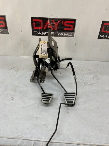 2014 Chevy Camaro ZL1 Manual Transmission Pedal Set Brake Clutch Master Cylinder Assembly OEM
