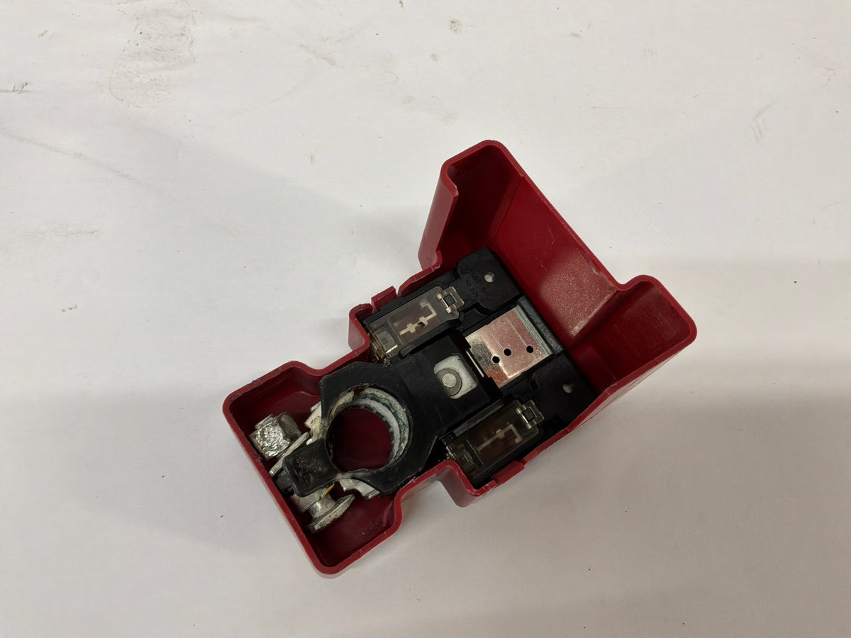 2008 Pontiac G8 GT Positive Battery Terminal Fuse Relay OEM