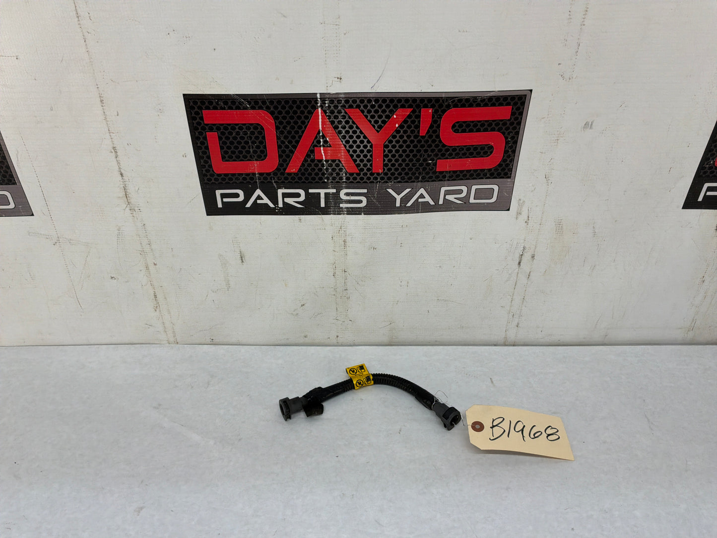 2006 Pontiac GTO Fuel Gas Line Hose Tube OEM