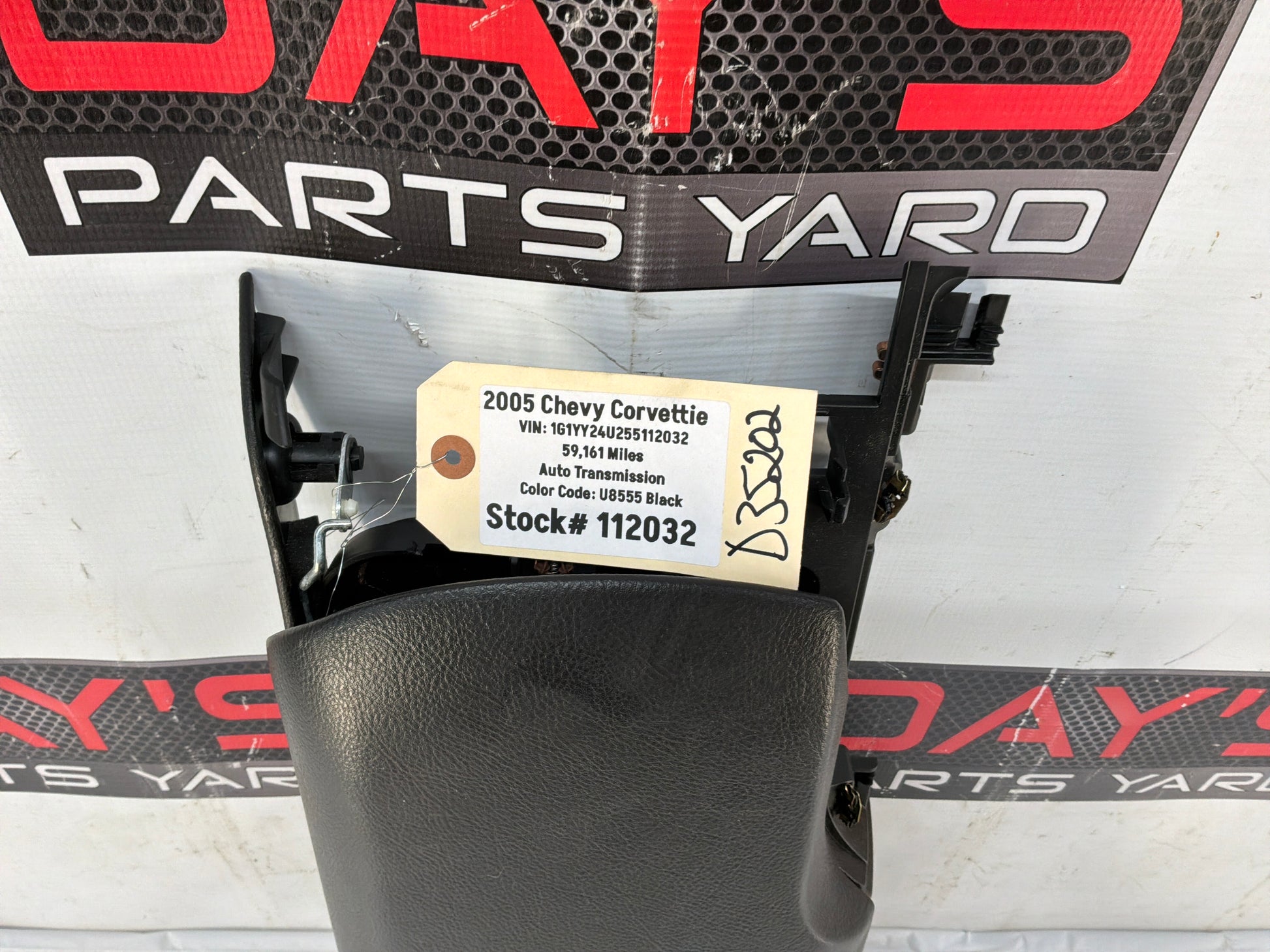 Center console - Day's Parts Yard