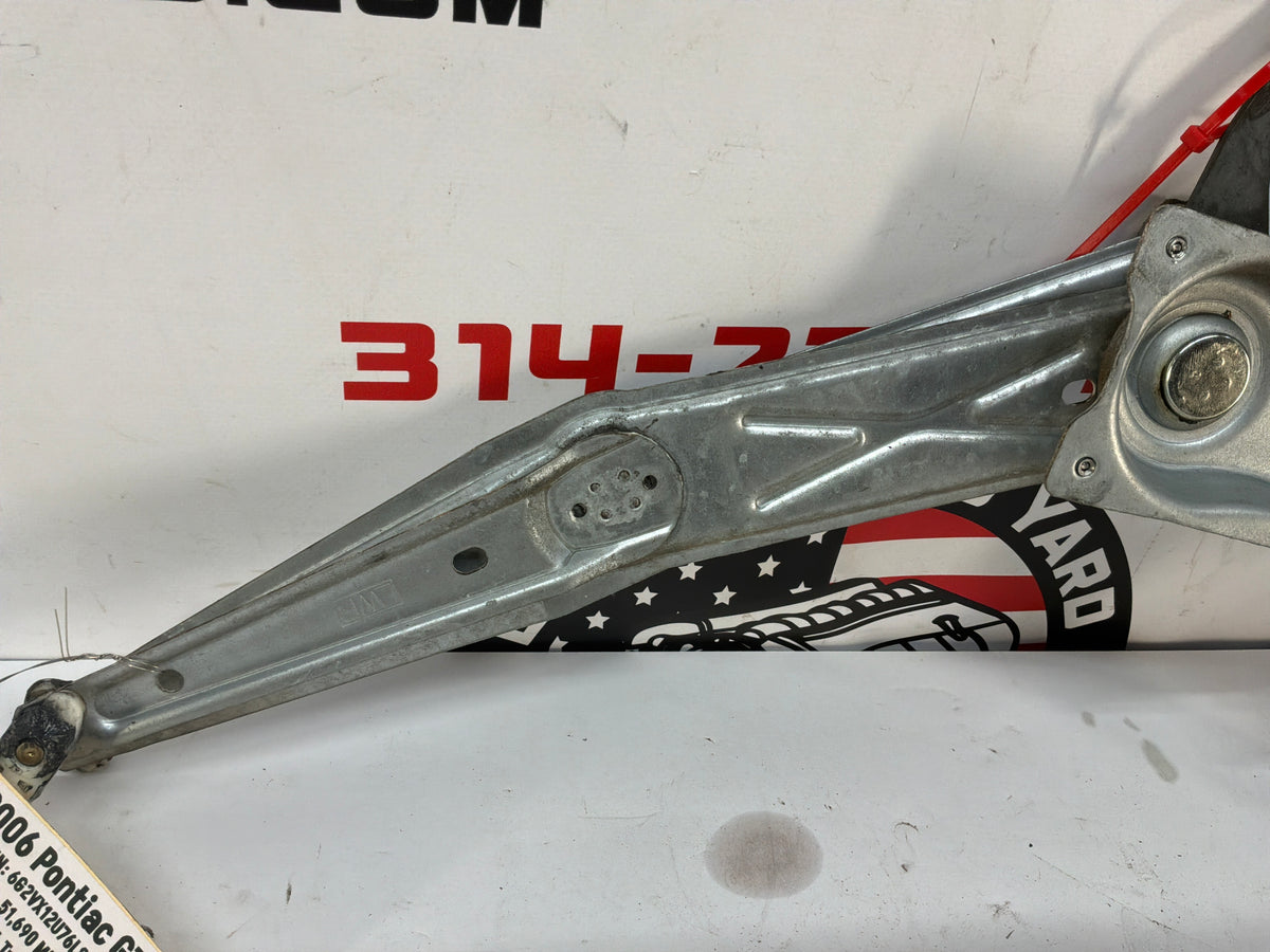 2006 Pontiac GTO RH Passenger Window Regulator Motor OEM