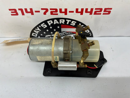 2002 Chevy Camaro Z28 Convertible Top Hydraulic Pump Motor OEM