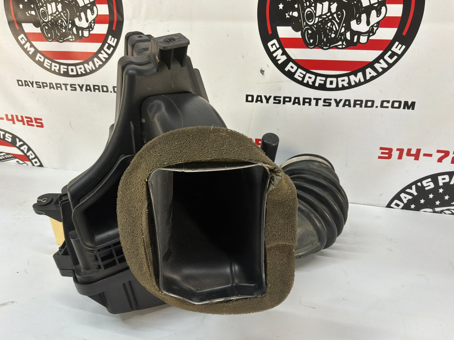2013 Chevy Camaro ZL1 Factory OEM Air Intake Box Assembly