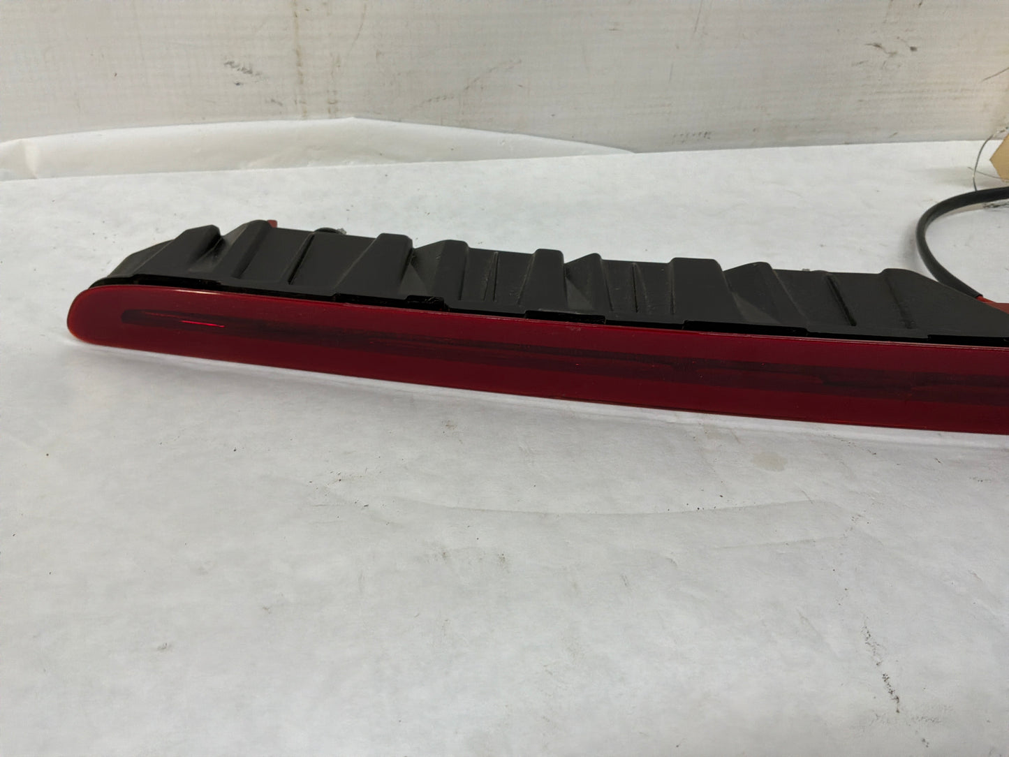 2016 Cadillac ATS-V Coupe Trunk Deck Lid 3rd Third High Mount Brake Tail Light Lamp OEM