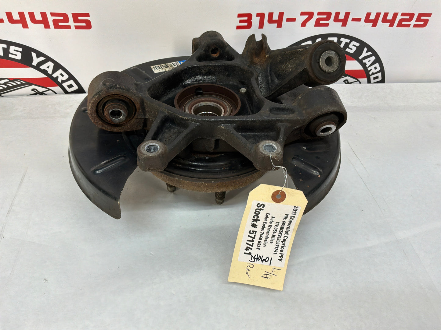 2011 Chevy Caprice PPV LH Driver Rear Suspension Spindle Hub Knuckle Assembly OEM
