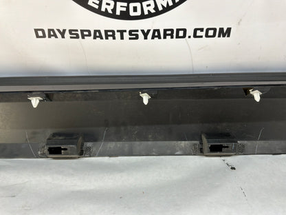 2015 Chevy Camaro SS 1LE RH Passenger Rocker Molding Side Skirt Panel OEM