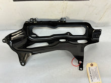 2015 Chevrolet Camaro SS 1LE RH Passenger Taillight Tail Light Mounting Bracket Frame Brace OEM