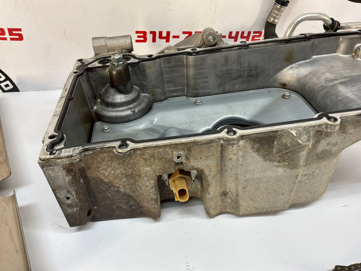 2015 Chevrolet Camaro SS 1LE  Oil Pan Widget Tray & Pick Up Tube OEM