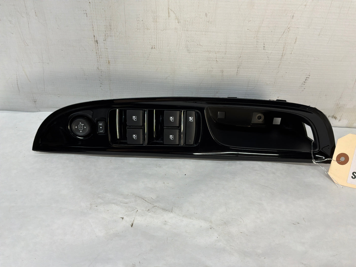 Lh door controls - Day's Parts Yard