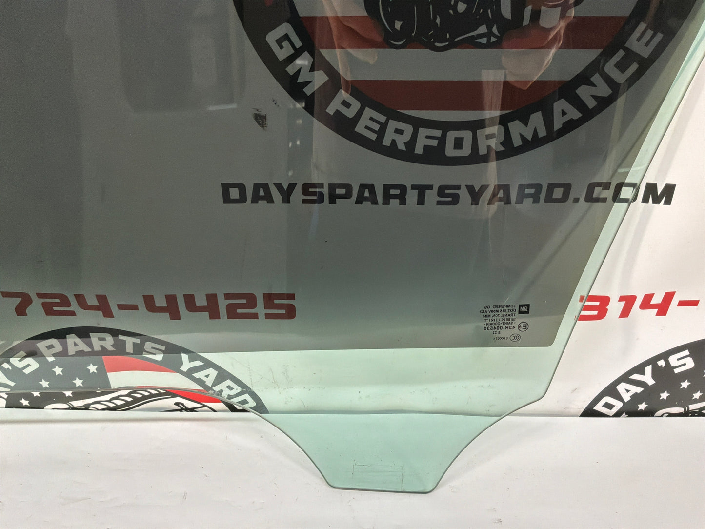 2006 Cadillac CTS-V RH Passenger Front Door Window OEM