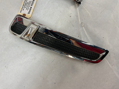 2015 Chevy SS Sedan RH & LH Fender Side Marker Lights Lamps OEM