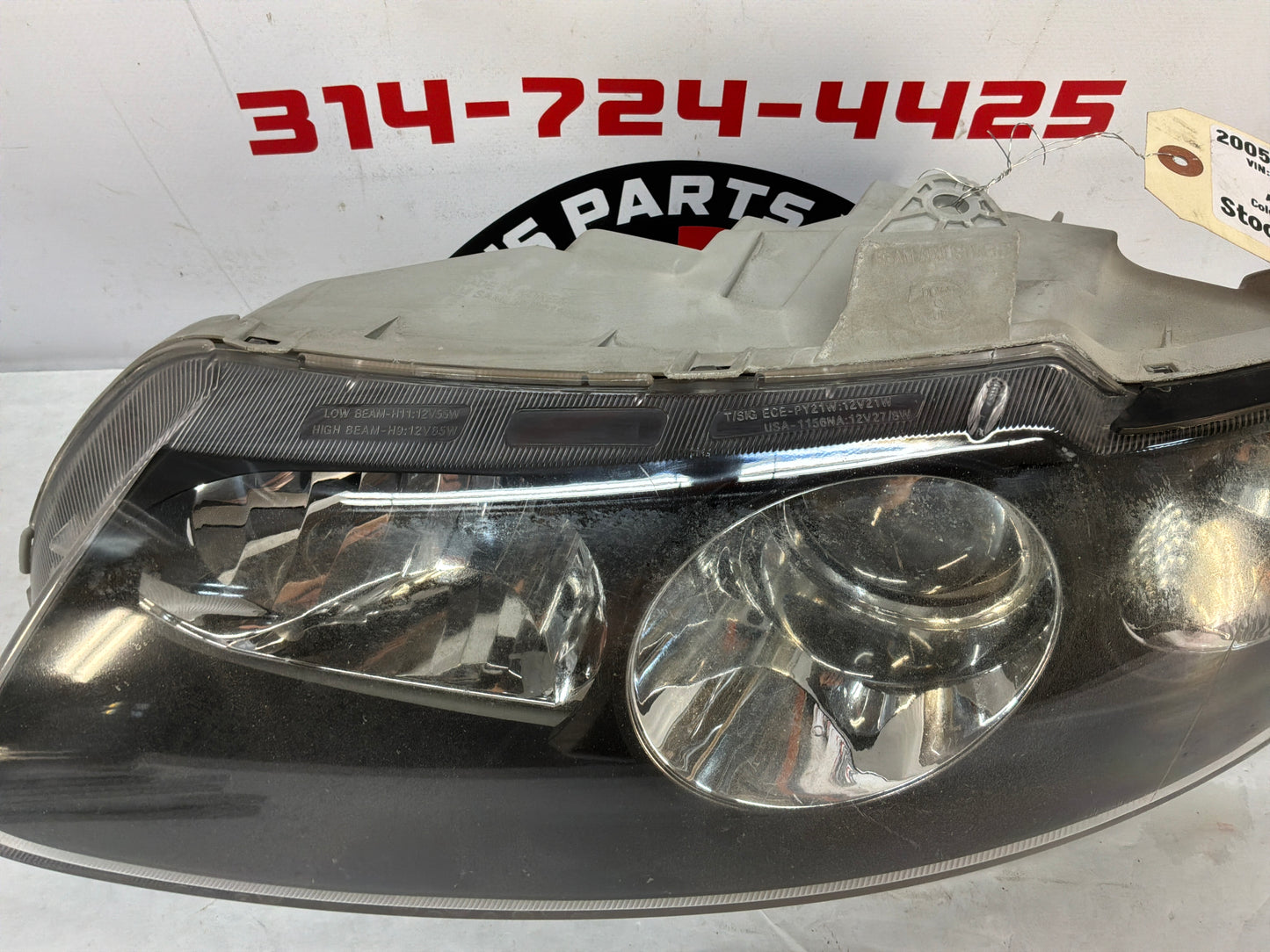 2005 Pontiac GTO LH Driver Headlight Head Light Lamp OEM