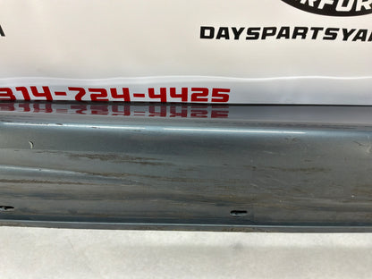 2006 Pontiac GTO RH Passenger Rocker Molding Side Skirt Panel Trim OEM